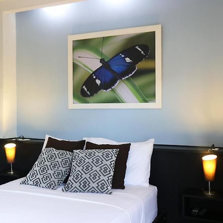 Hotel-Restaurante Ancora Puerto López Eksteriør billede
