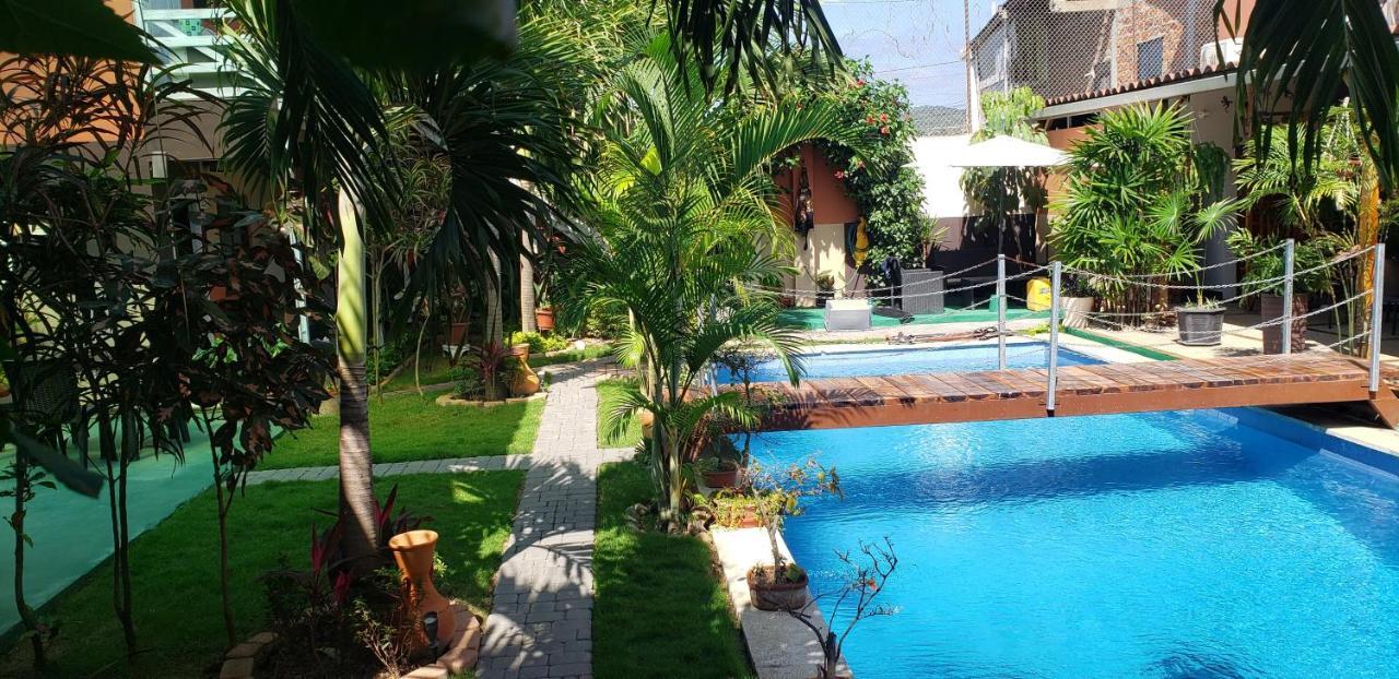 Hotel-Restaurante Ancora Puerto López Eksteriør billede